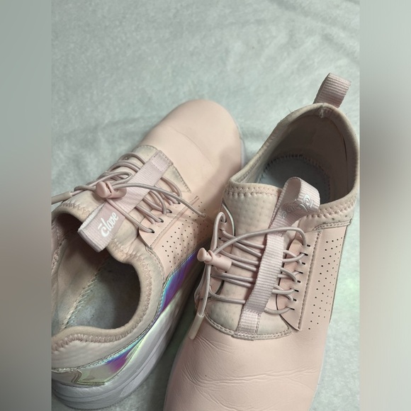 Clove womens 9 Shoes Sneakers Healthcare Nursing Pink Holographic Limited Ed - Picture 7 of 10
